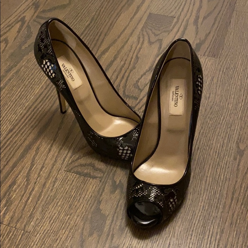 Valentino pumps